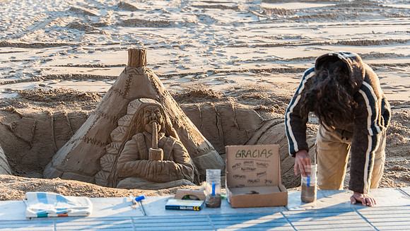 Sand artist
